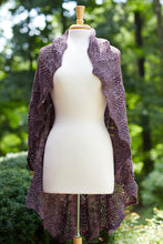 Load image into Gallery viewer, Circular Flower Shawl